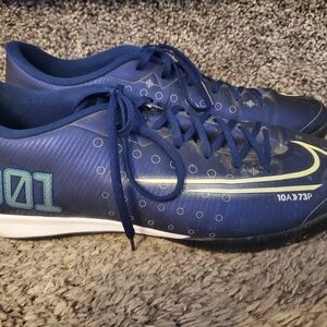 Nike Men's Navy Athletic Shoes